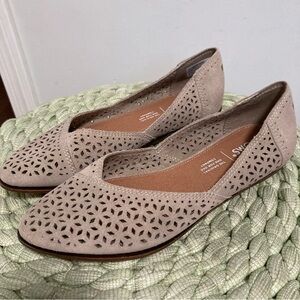 NEW TOMS Jutti Perforated Suede Desert Taupe Pointed Slip On Flats Size 6.5